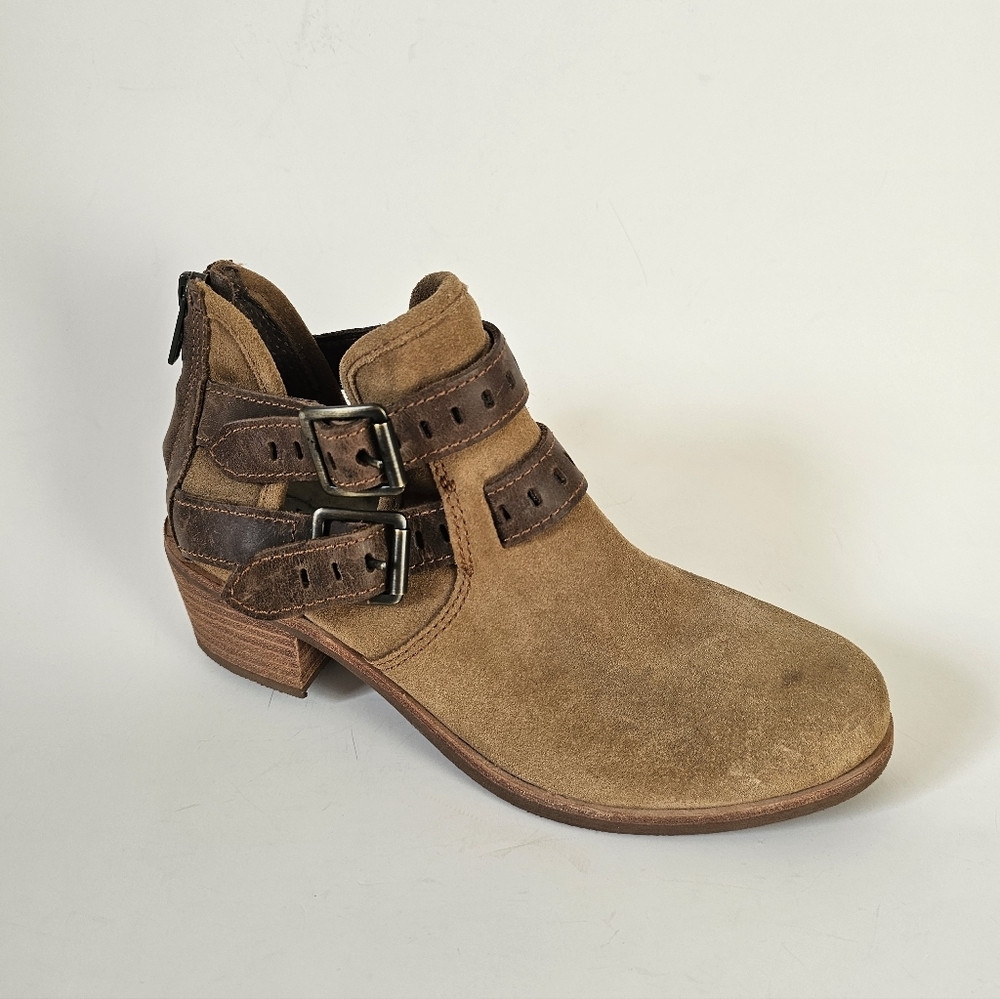 Ugg australia patsy chestnut 6 Brown Suede Ankle Boots with Buckle Detail